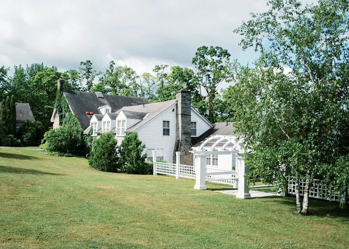 Basin Harbor Main Lodge 4