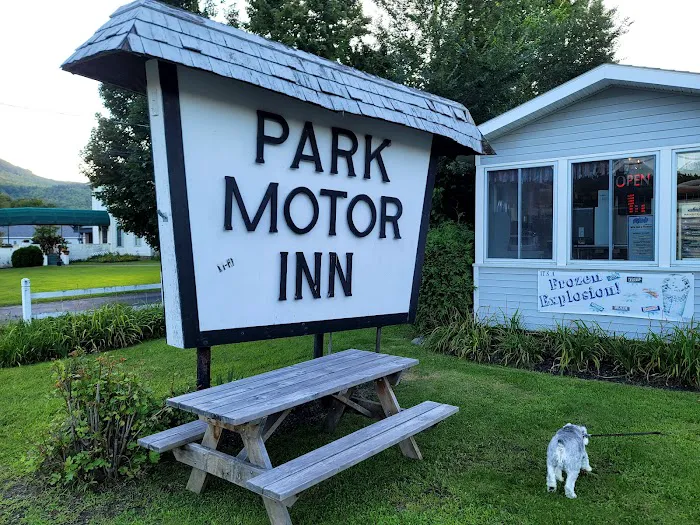 Park Motor Inn 4