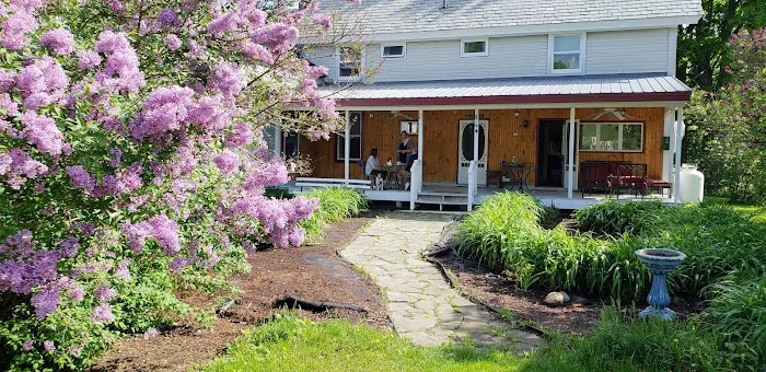 The Paw House Inn & Dog Friendly Cottages 5