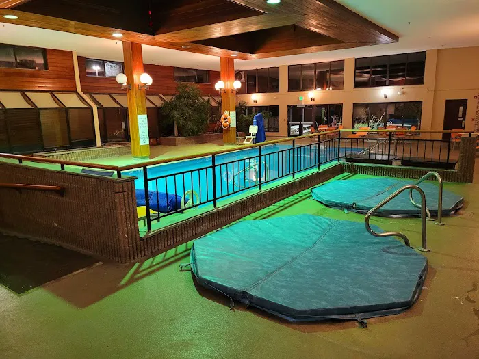 Cortina Inn 5