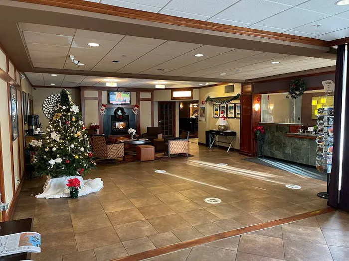 Cortina Inn 5