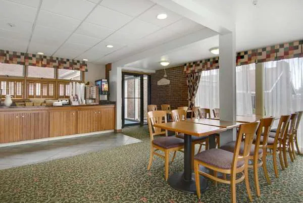 Days Inn by Wyndham Rutland/Killington Area 5