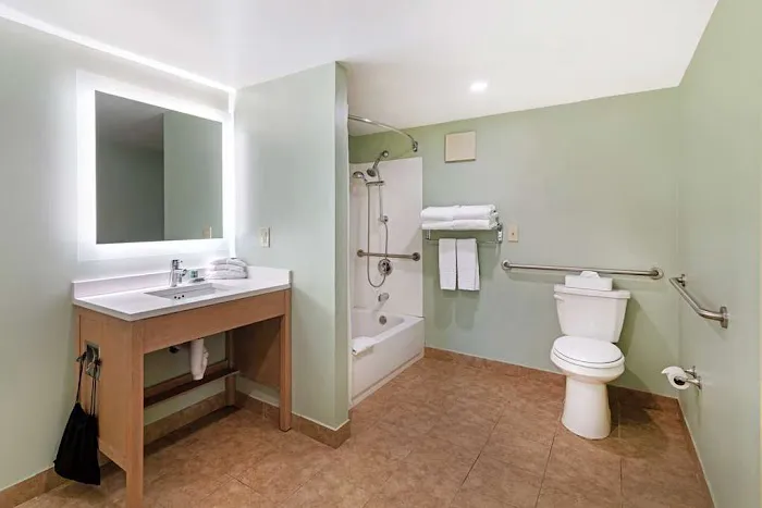 Best Western Inn & Suites Rutland-Killington 4