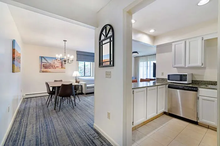 Best Western Inn & Suites Rutland-Killington 4