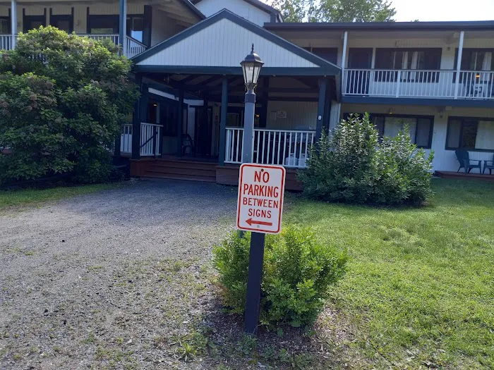 The Seasons Resort 4