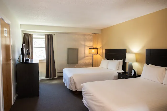 Clear River Inn 4