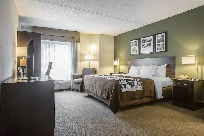 Sleep Inn & Suites Queensbury - Lake George 4