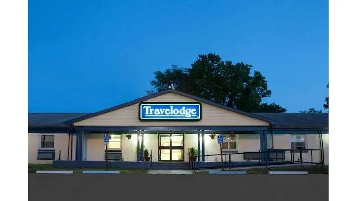 Travelodge by Wyndham Carlisle North 4