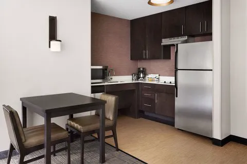 Residence Inn Harrisburg Carlisle 4