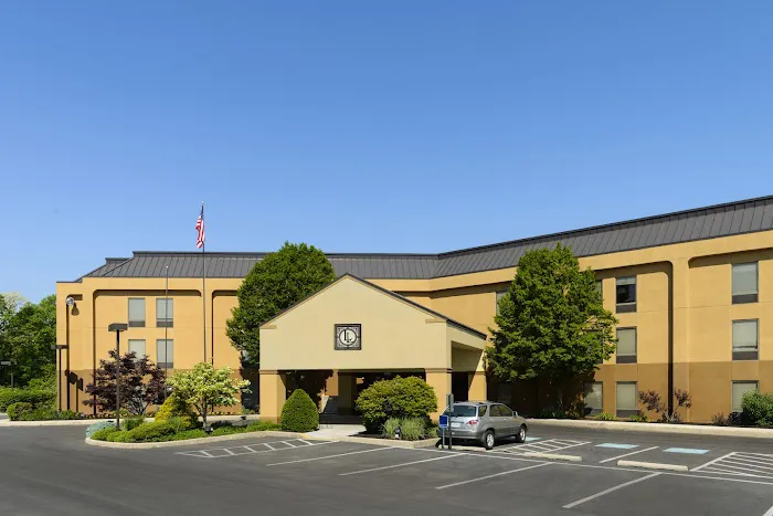 Larkspur Landing Hotel Carlisle 4