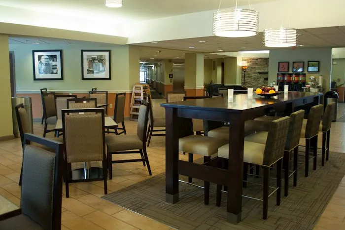 Larkspur Landing Hotel Carlisle 4
