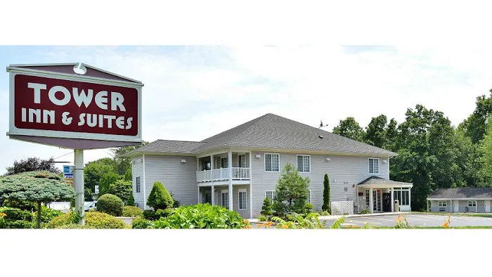 Tower Inn & Suites 4