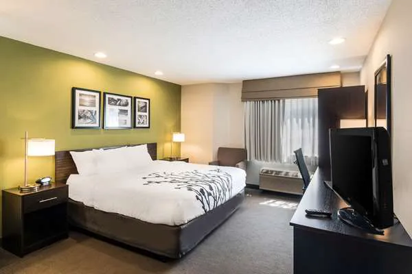 Sleep Inn & Suites 5