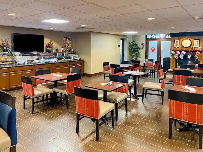 Comfort Suites Near Casinos 5
