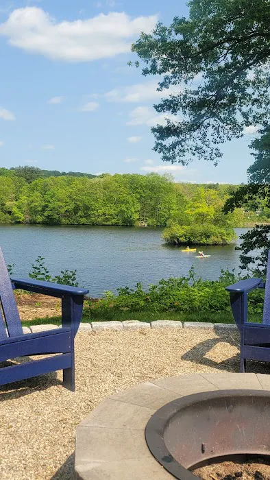 The Bungalow at Eagleville Lake 4