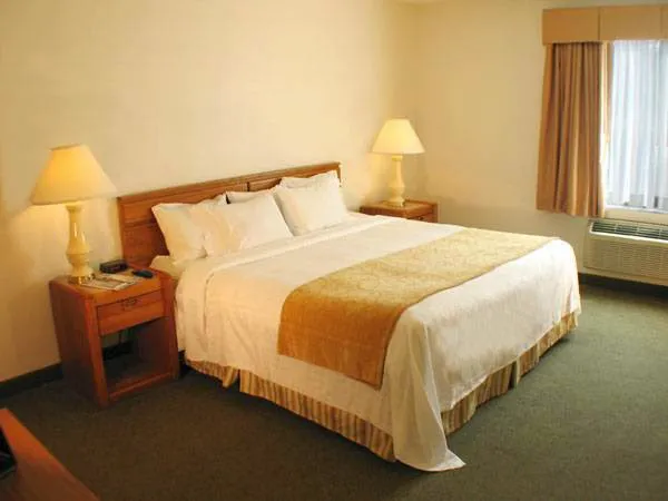 Rosemont Suites 5