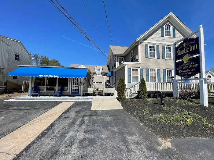 The Niantic Inn 5
