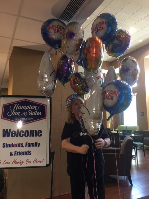 Hampton Inn & Suites Greenfield 4