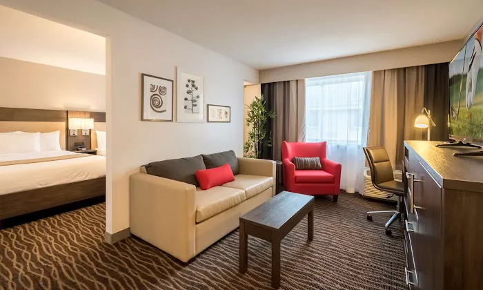 Country Inn & Suites by Radisson, Rochester-Pittsford/Brighton, NY 4