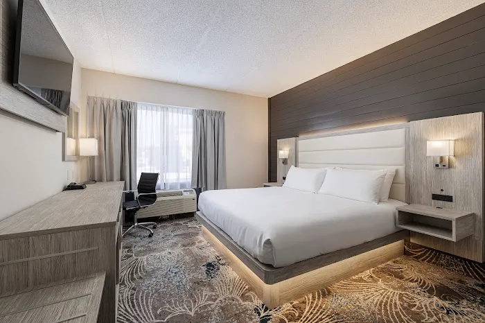 Oakfield Hotel & Suites, Ascend Hotel Collection 4