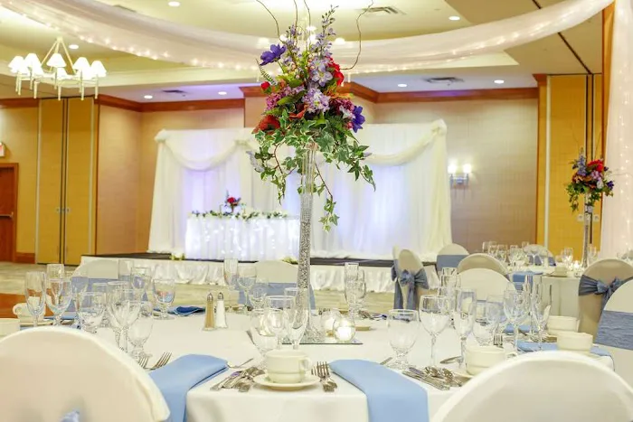 DoubleTree by Hilton Hotel Rochester 4