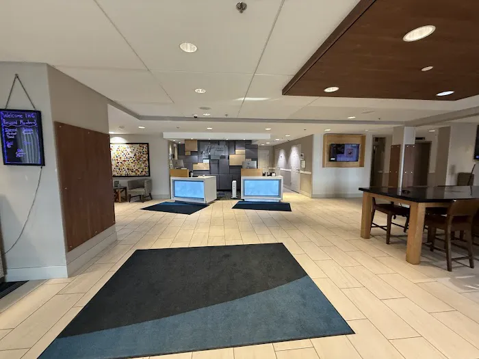 Holiday Inn Express Rochester - University Area 4