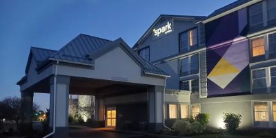 Spark by Hilton Rochester University Area