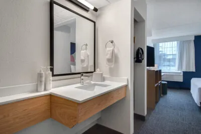 Spark by Hilton Rochester University Area 4