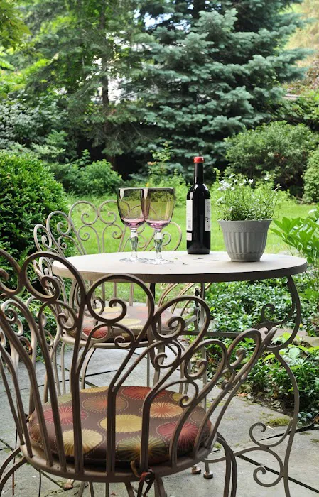 1795 Acorn Inn Bed and Breakfast 4