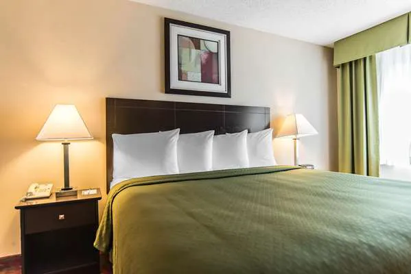 Quality Inn Shelburne - Burlington 5