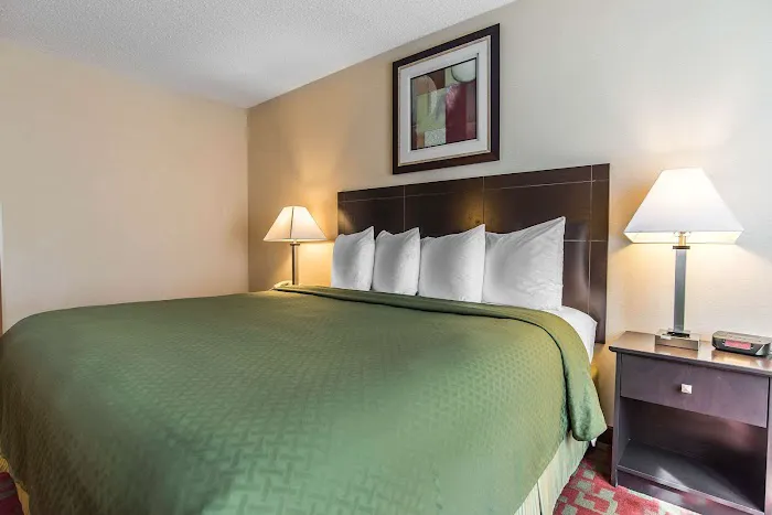 Quality Inn Shelburne - Burlington 5