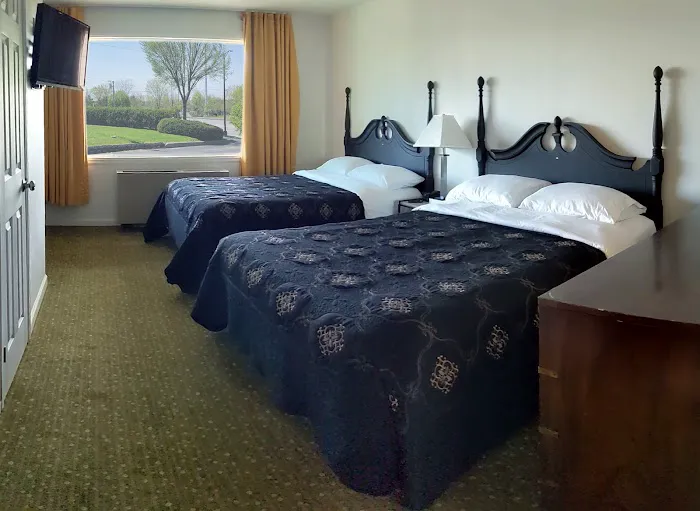 South Side Inn - Burlington 4