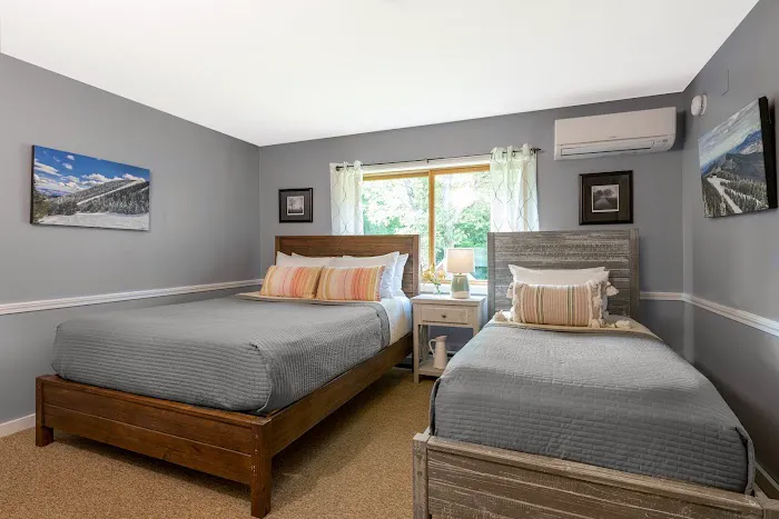 White Horse Lodge 4