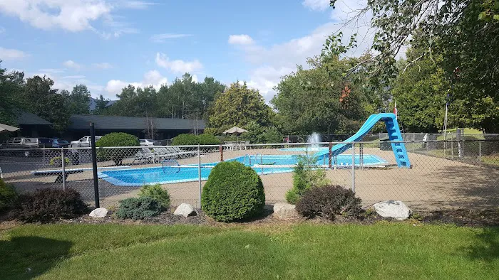 The Hungry Trout Resort 4