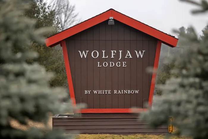 Wolfjaw Lodge 4