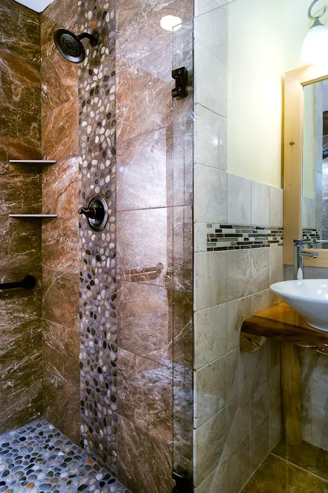 Adirondack Spruce Lodge 4