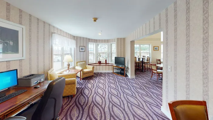 Smart Suites, Ascend Hotel Collection 4