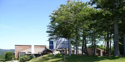 Cascades Lodge
