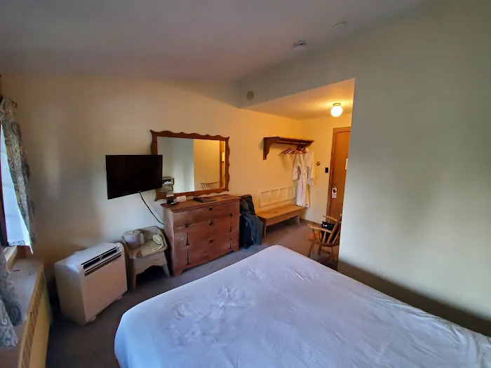 Summit Lodge Resort 5