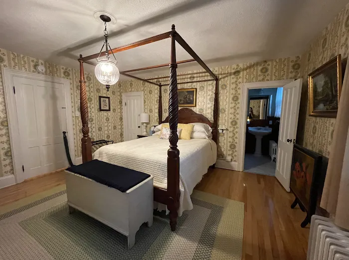 Judge's Quarters Bed & Breakfast 4