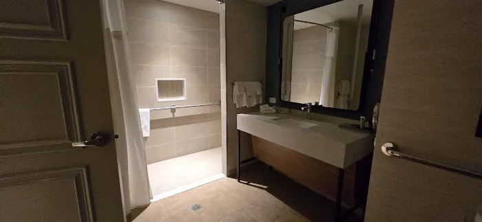Waterfront Tower 4