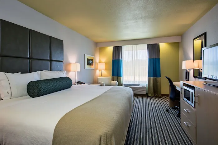 Holiday Inn Express & Suites Carlisle - Harrisburg Area by IHG 4