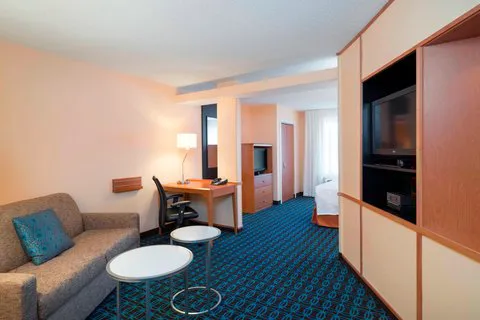 Fairfield Inn & Suites State College 4
