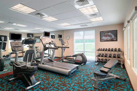 Fairfield Inn & Suites State College 4