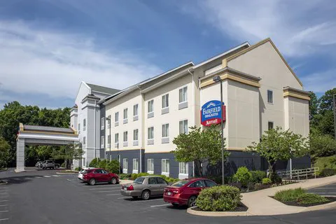 Fairfield Inn & Suites State College 4