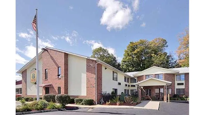 Super 8 by Wyndham West Springfield/Route 5 4