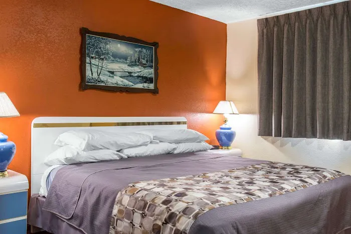 Rodeway Inn & Suites Branford - Guilford 4