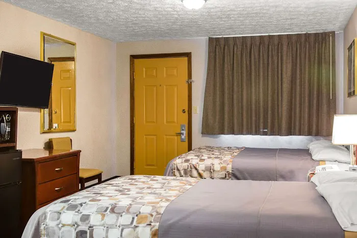 Rodeway Inn & Suites Branford - Guilford 4