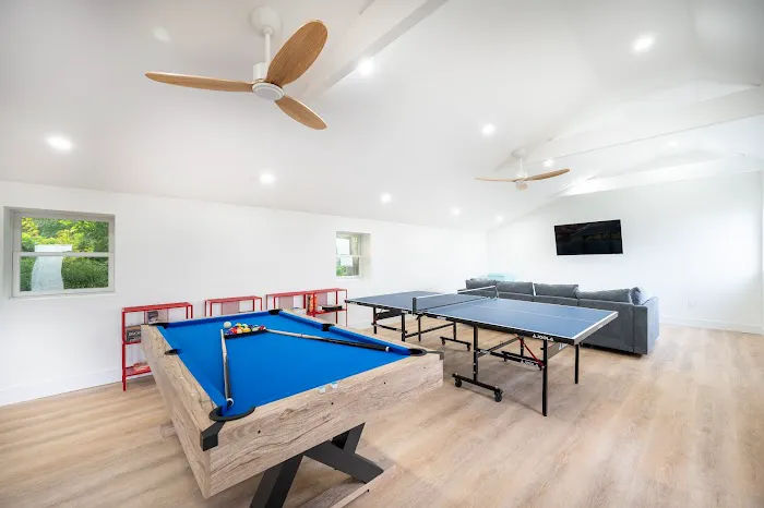Marina Bay Cottages 4