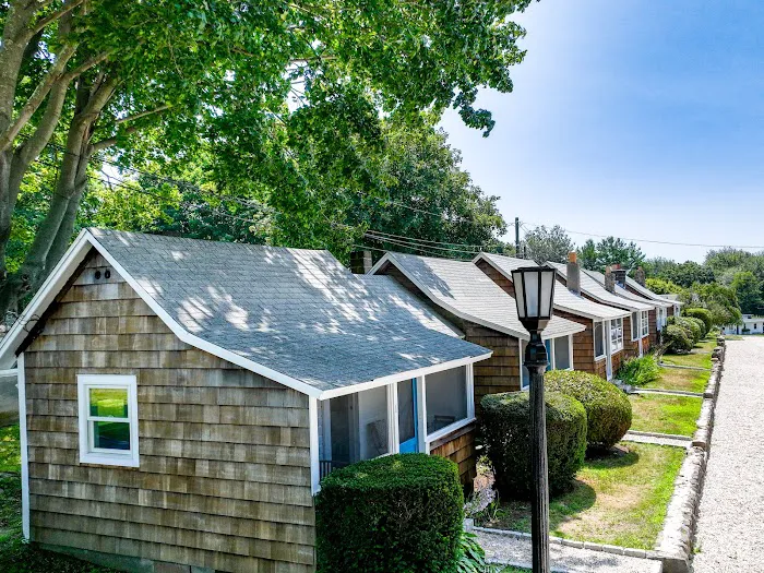 Marina Bay Cottages 4
